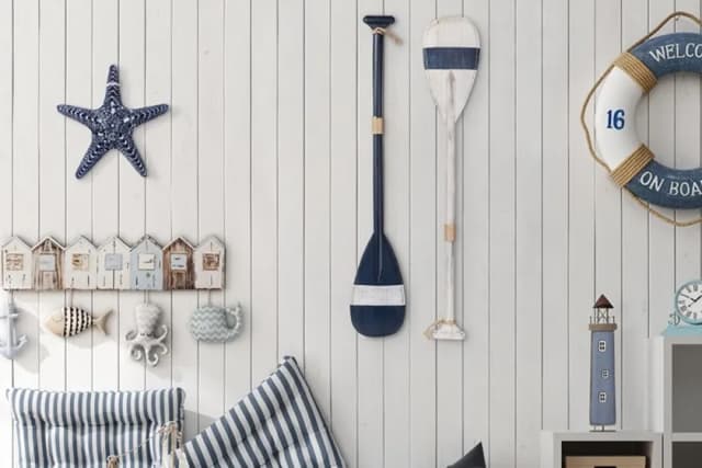 Motyw morski w dekoracji wnętrz – zainspiruj się i stwórz wyjątkowy klimat Motyw morski w dekoracji wnętrz – zainspiruj się i stwórz wyjątkowy klimat