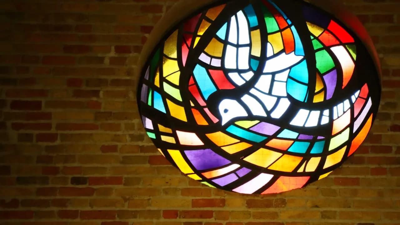 Jak narysować symbole Ducha Świętego – proste techniki i porady Jak narysować symbole Ducha Świętego – proste techniki i porady