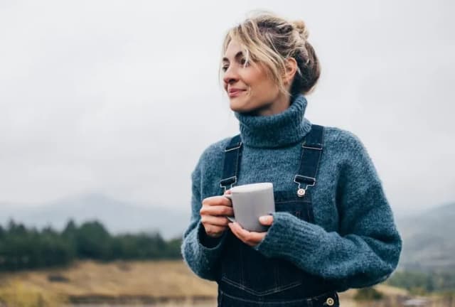 Cytaty jaka jestem - inspirujące myśli o samopoznaniu i tożsamości Cytaty jaka jestem - inspirujące myśli o samopoznaniu i tożsamości