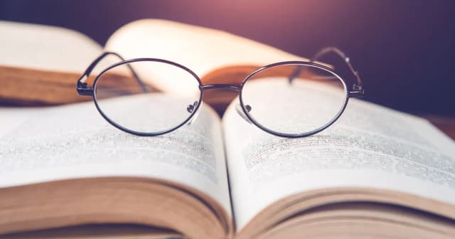 Książki które powinien przeczytać każdy inteligentny człowiek, aby zrozumieć świat Książki które powinien przeczytać każdy inteligentny człowiek, aby zrozumieć świat